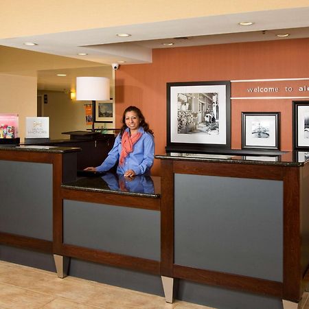 Hampton Inn Alexandria Exteriör bild