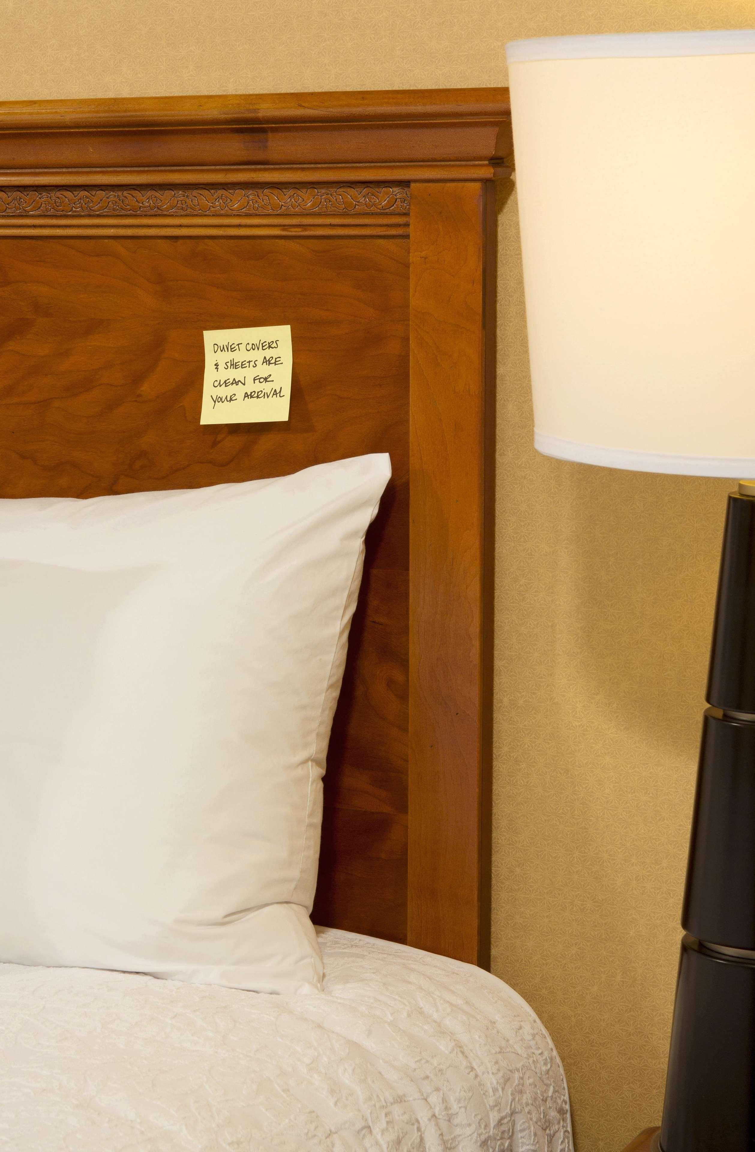 Hampton Inn Alexandria Exteriör bild