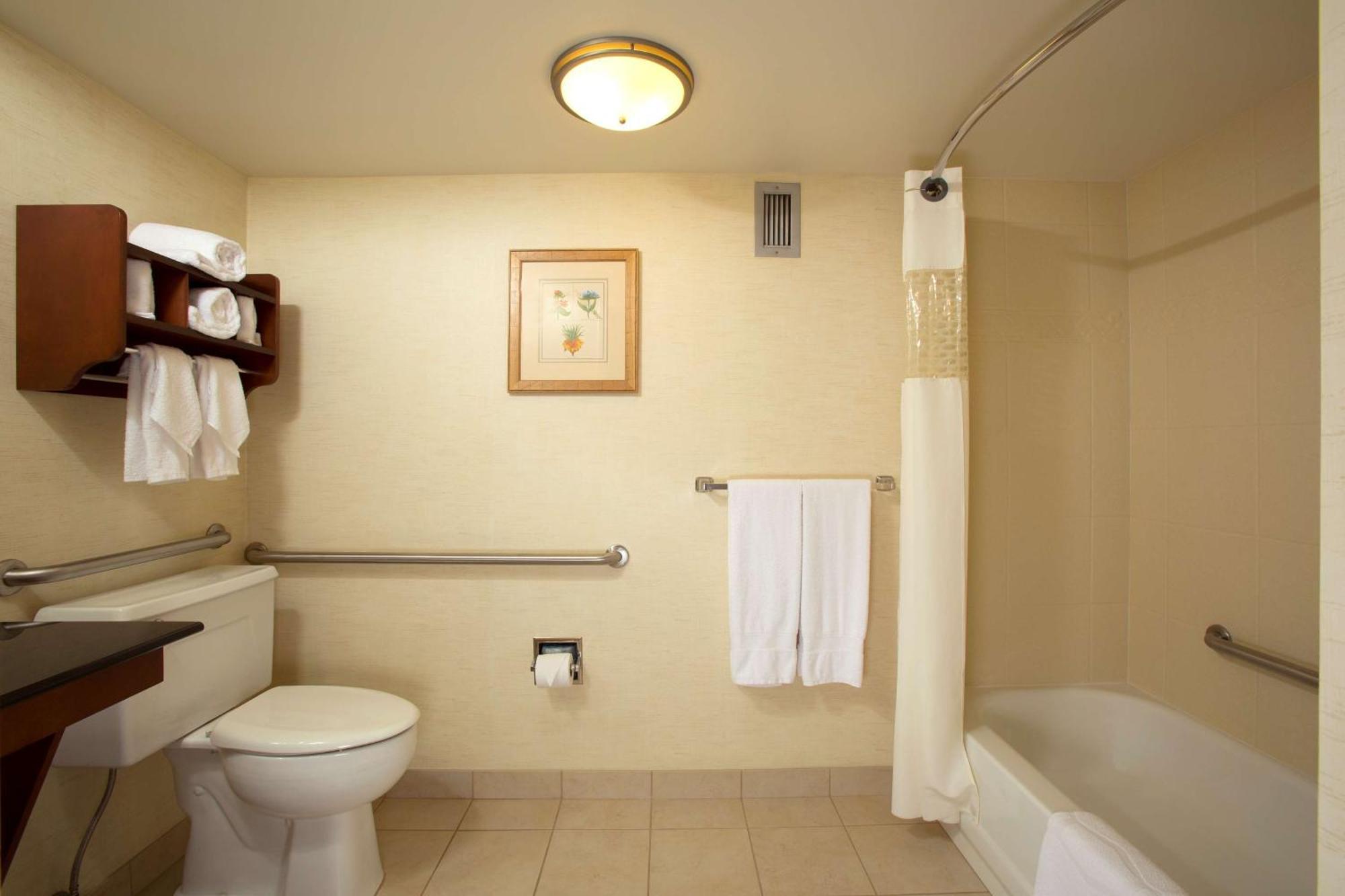 Hampton Inn Alexandria Exteriör bild