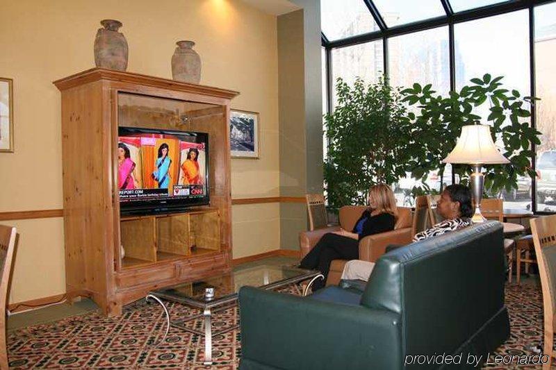Hampton Inn Alexandria Inreriör bild