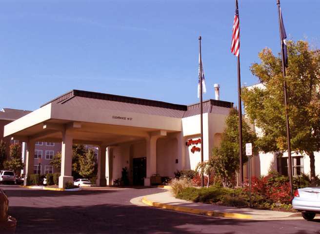 Hampton Inn Alexandria Exteriör bild